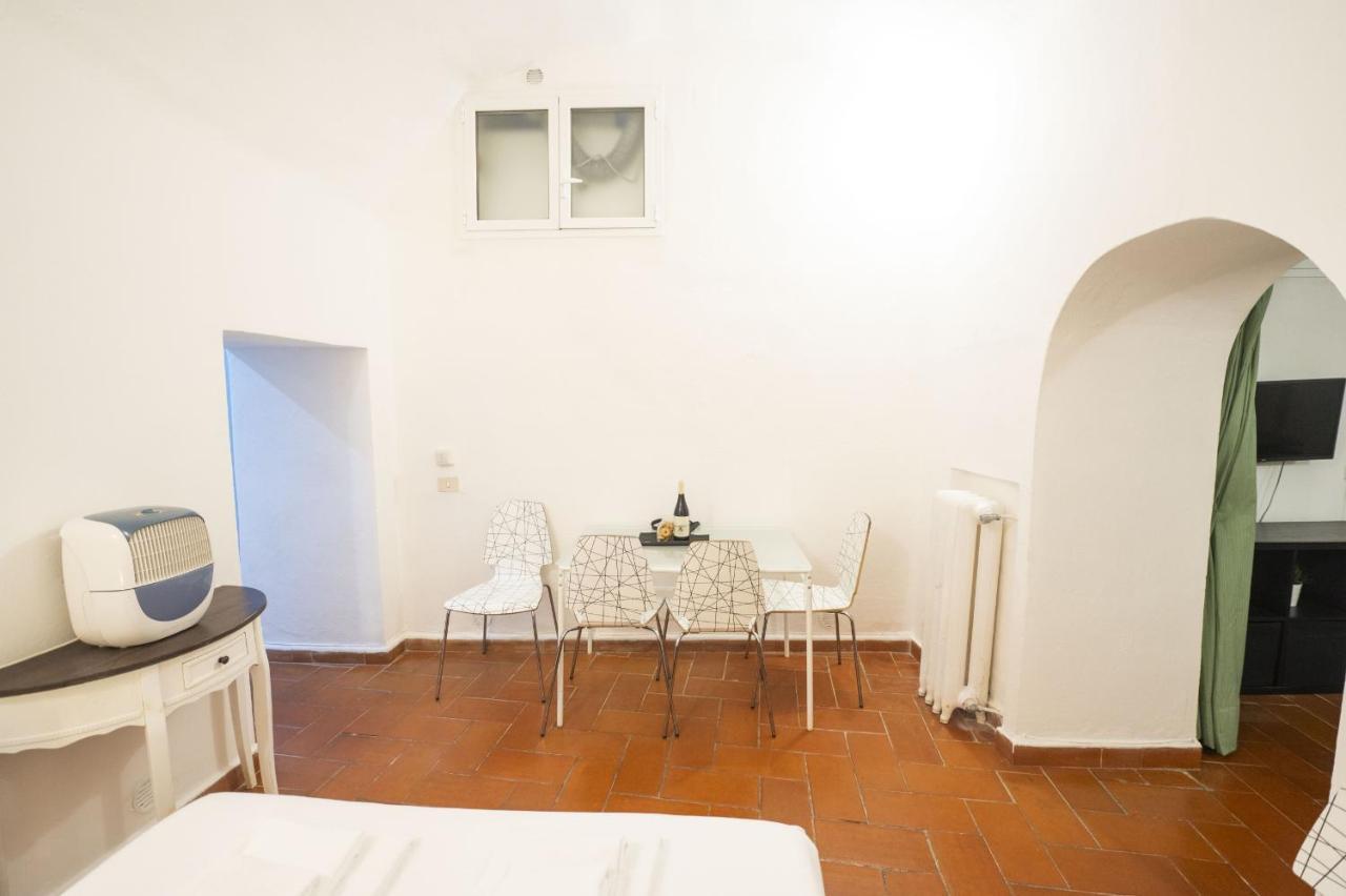 Campo De Fiori Grotto Apartment Рим Екстериор снимка